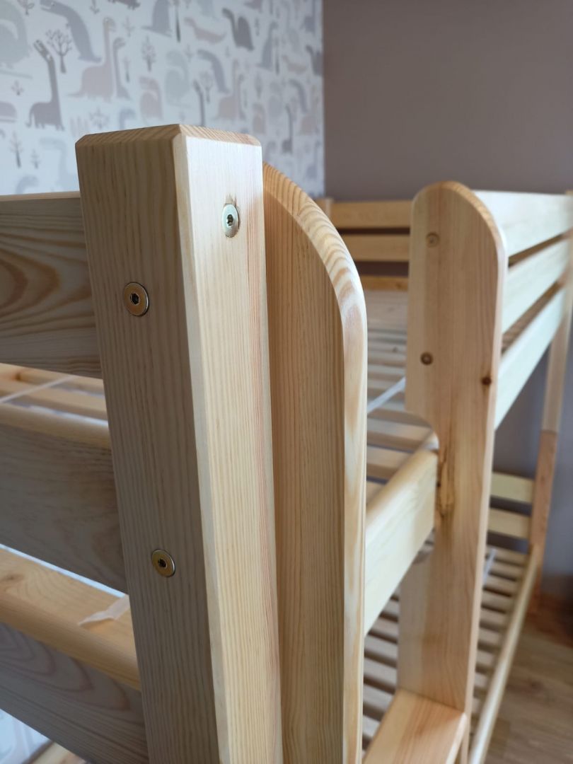 Patrová postel z masivu LK136 90